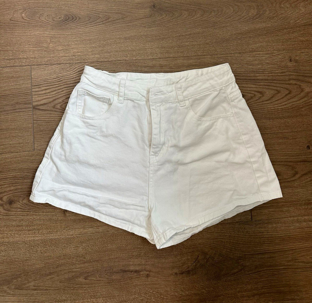Dazzy Women’s White Denim Shorts High Rise Size M
